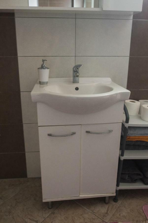 Apartman "Joka" Dakovo Ngoại thất bức ảnh