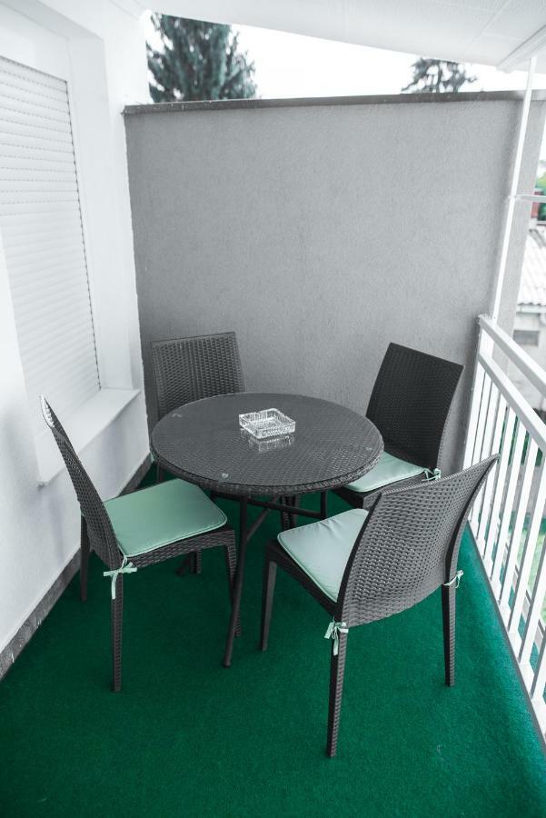 Apartman "Joka" Dakovo Ngoại thất bức ảnh