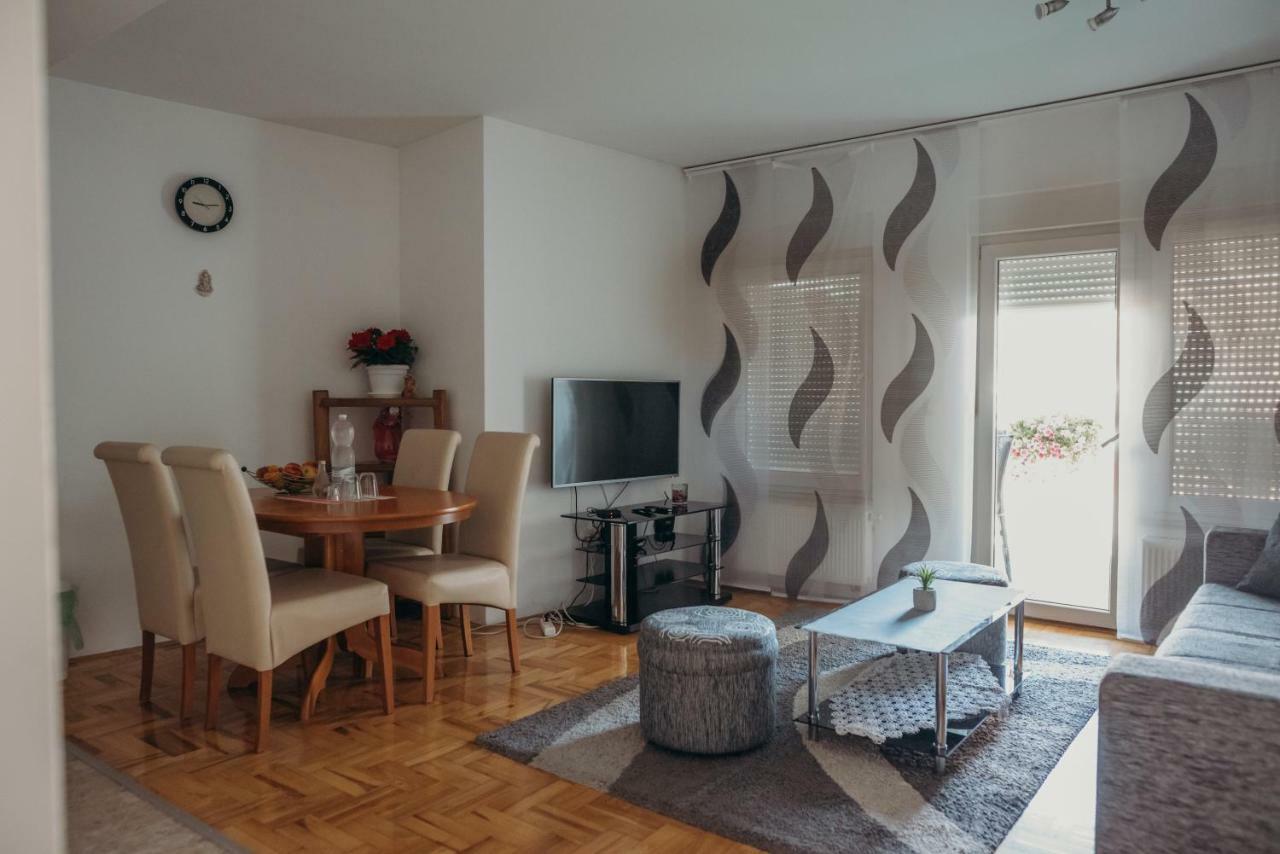 Apartman "Joka" Dakovo Ngoại thất bức ảnh