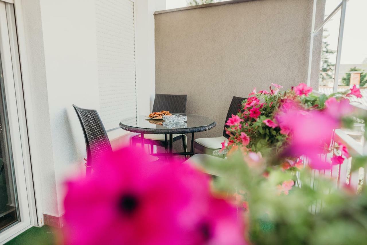 Apartman "Joka" Dakovo Ngoại thất bức ảnh